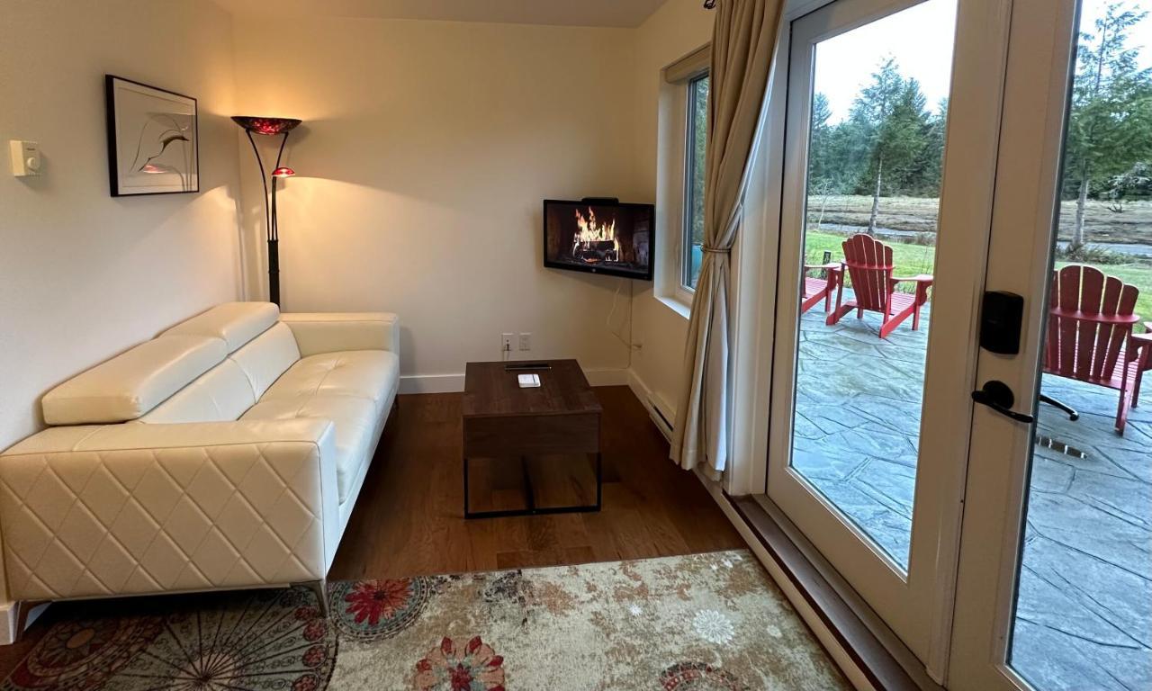 Liahona Guest House Ucluelet Exterior foto