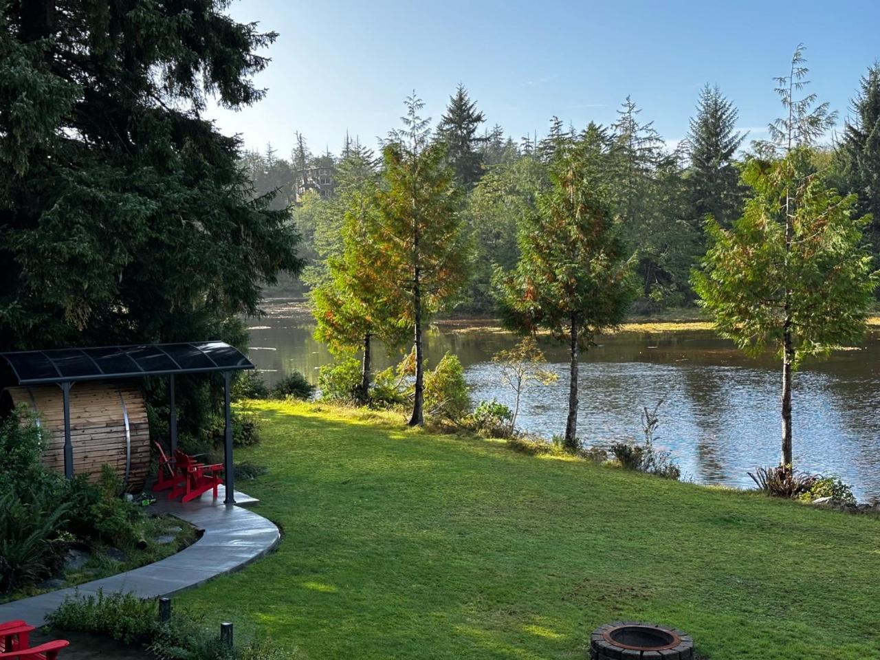 Liahona Guest House Ucluelet Exterior foto